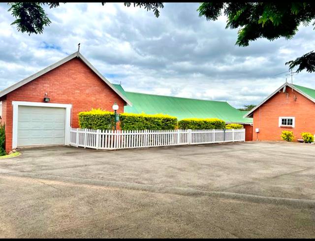 3 BEDROOM TOWNHOUSE FOR SALE IN LINCOLN MEADE